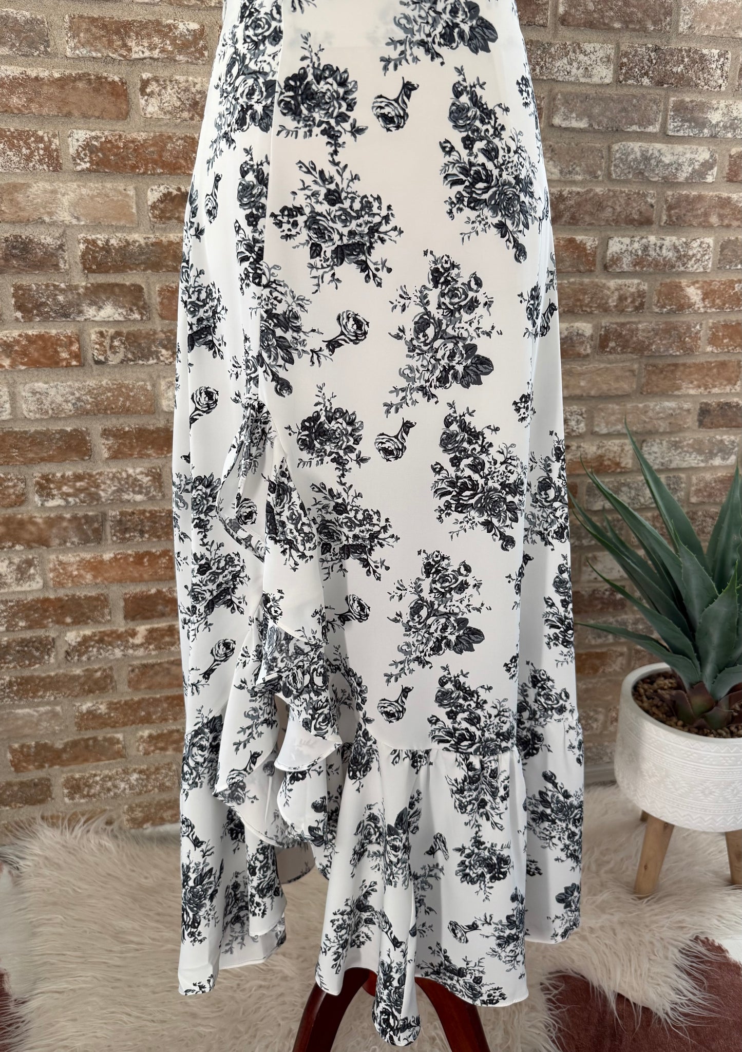 La Vie Ruffle Split Maxi Skirt