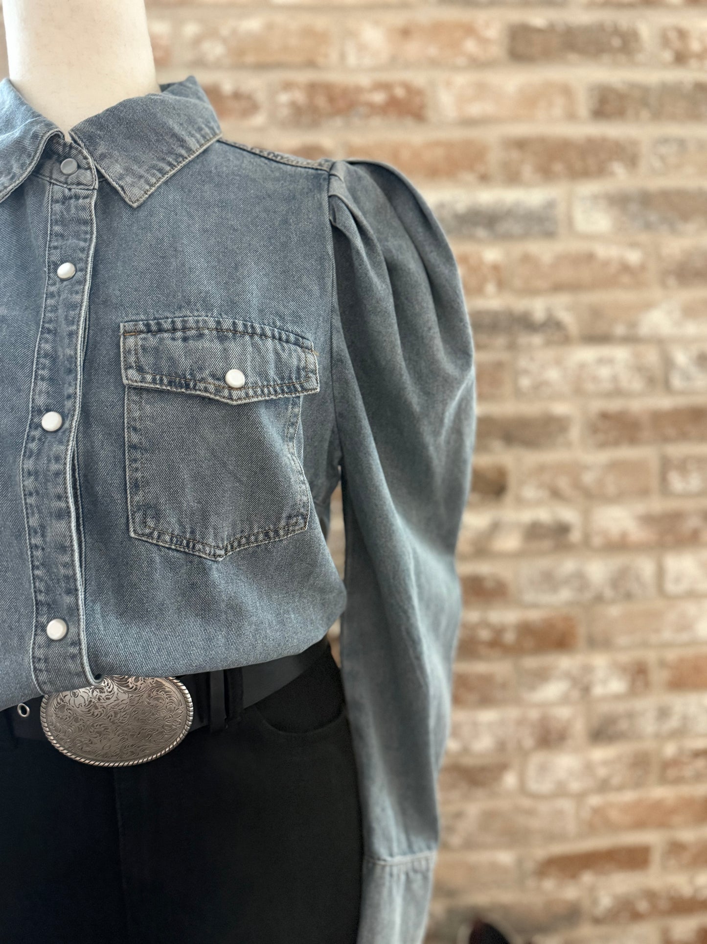 The Dolly Button Down