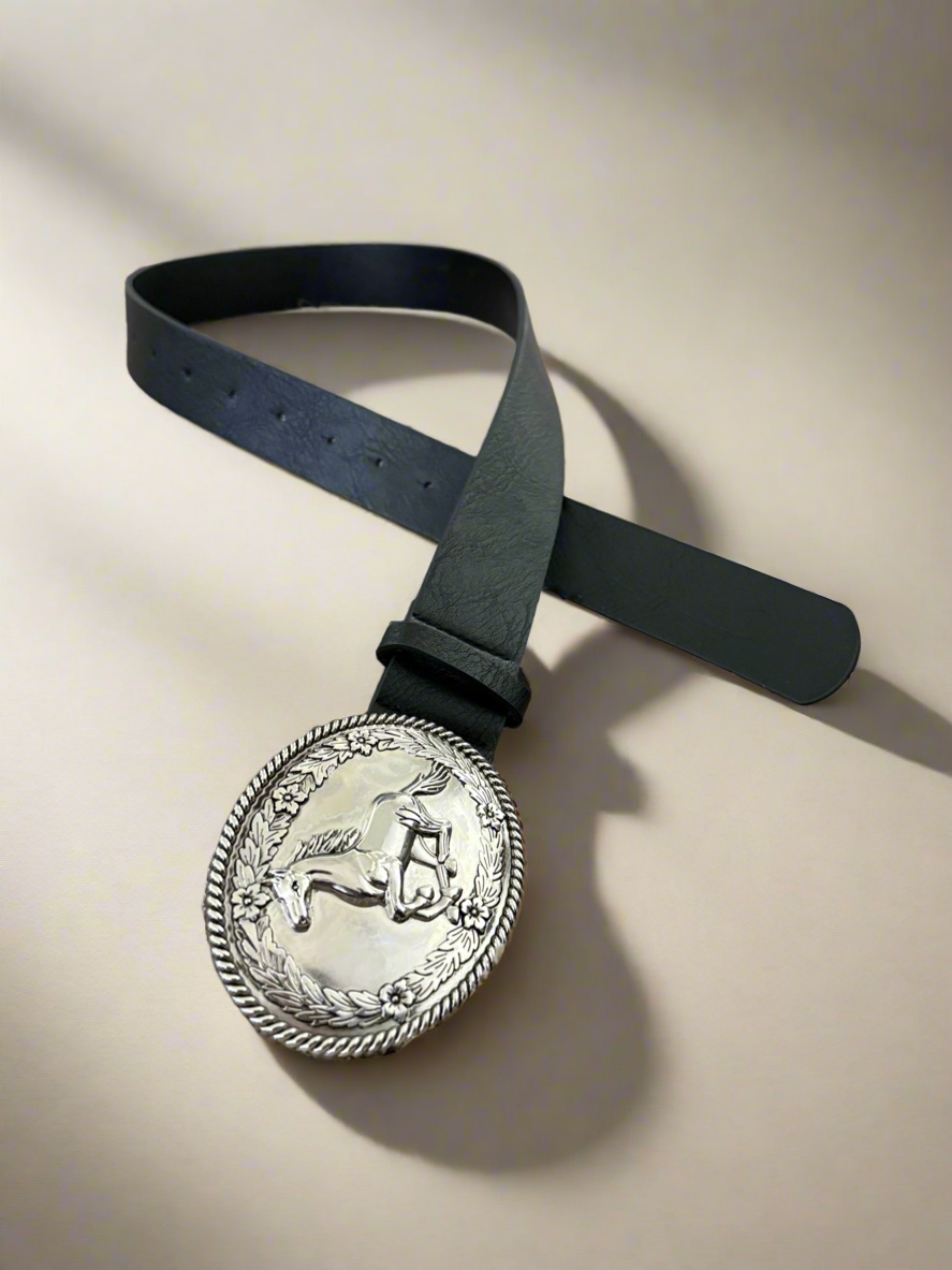 Bucky Oval Buckle belt