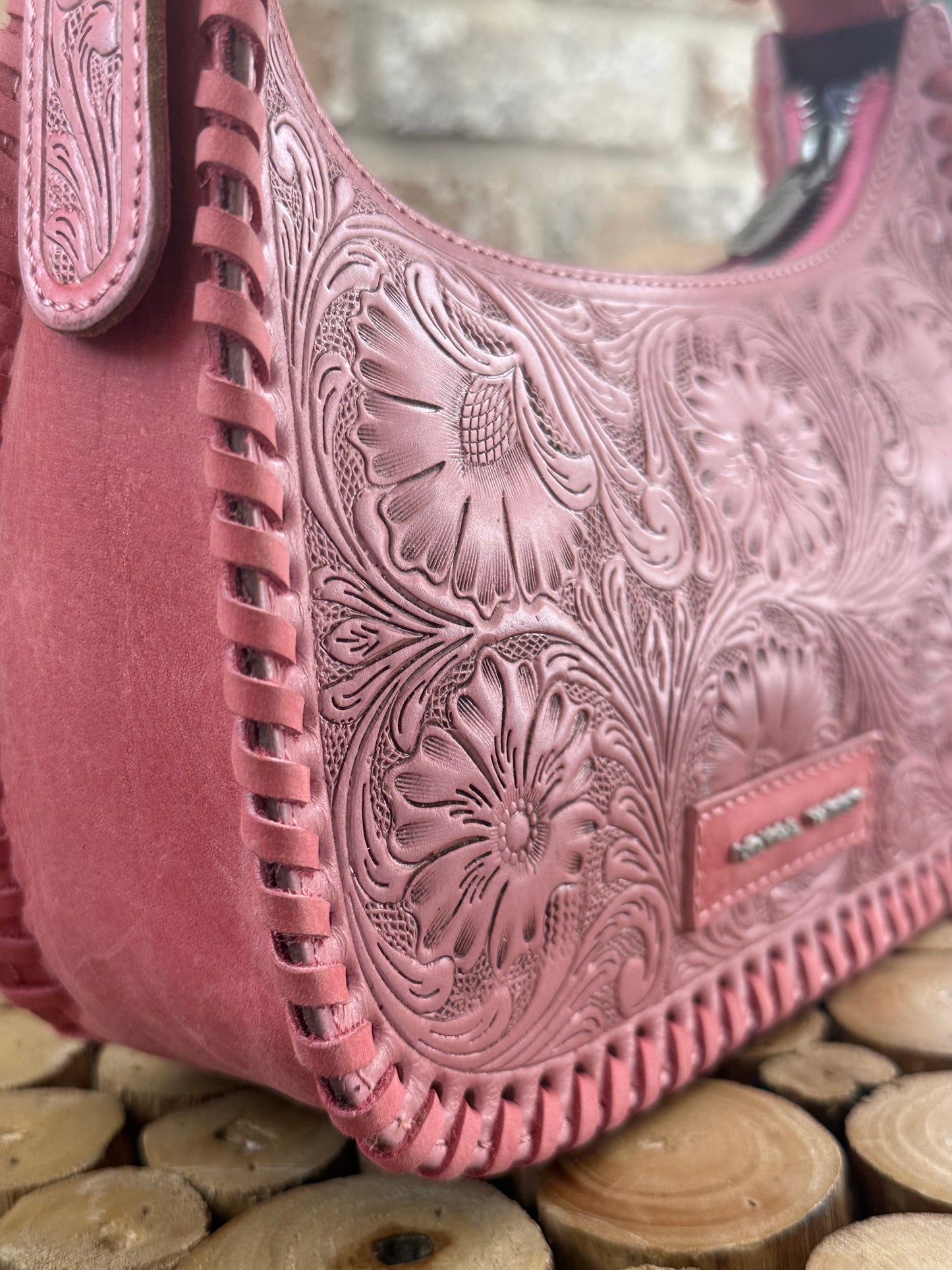 Amada Shoulder Bag
