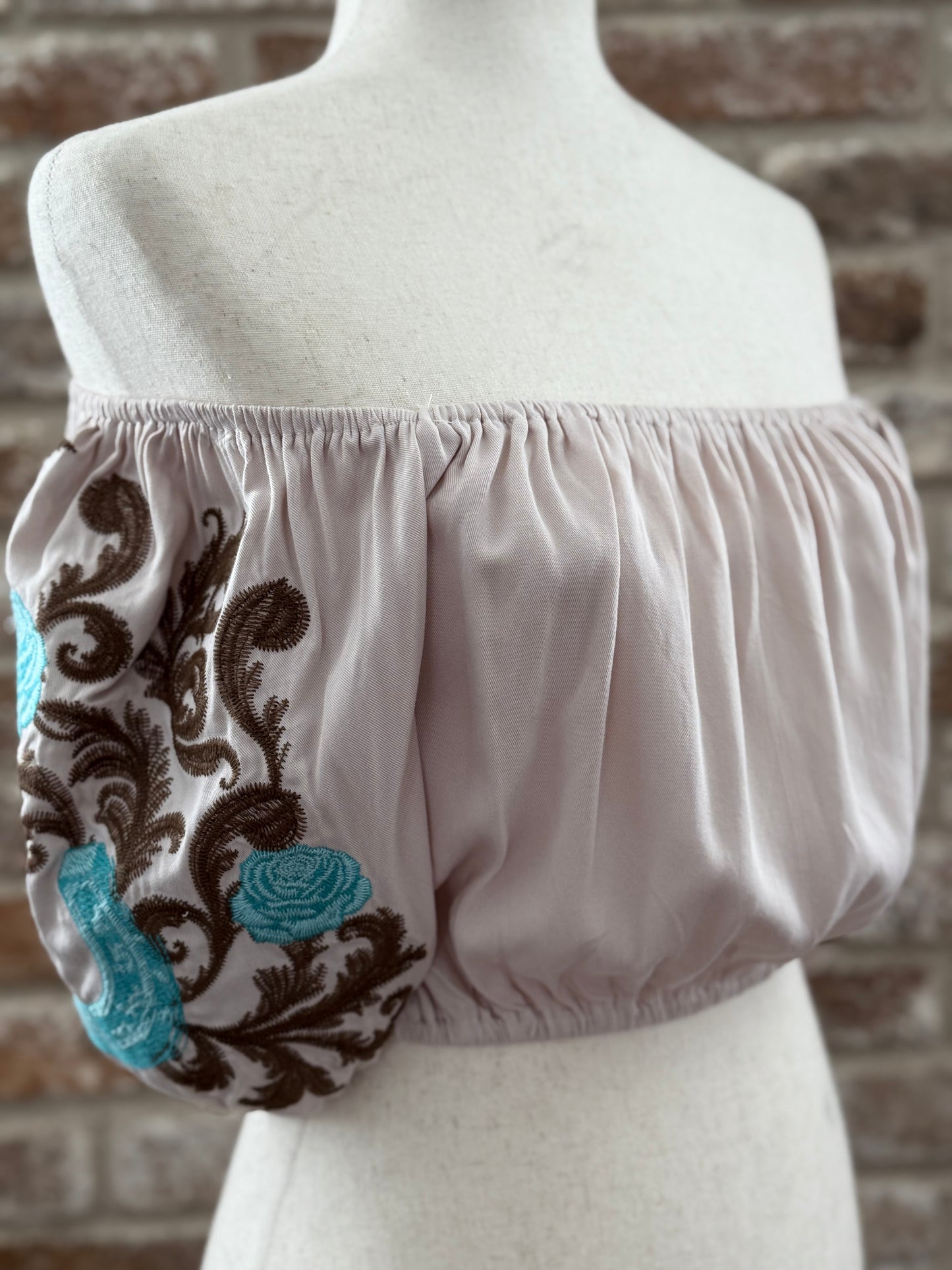 La Buena Suerte Boot Stitch Embroidered Crop Top