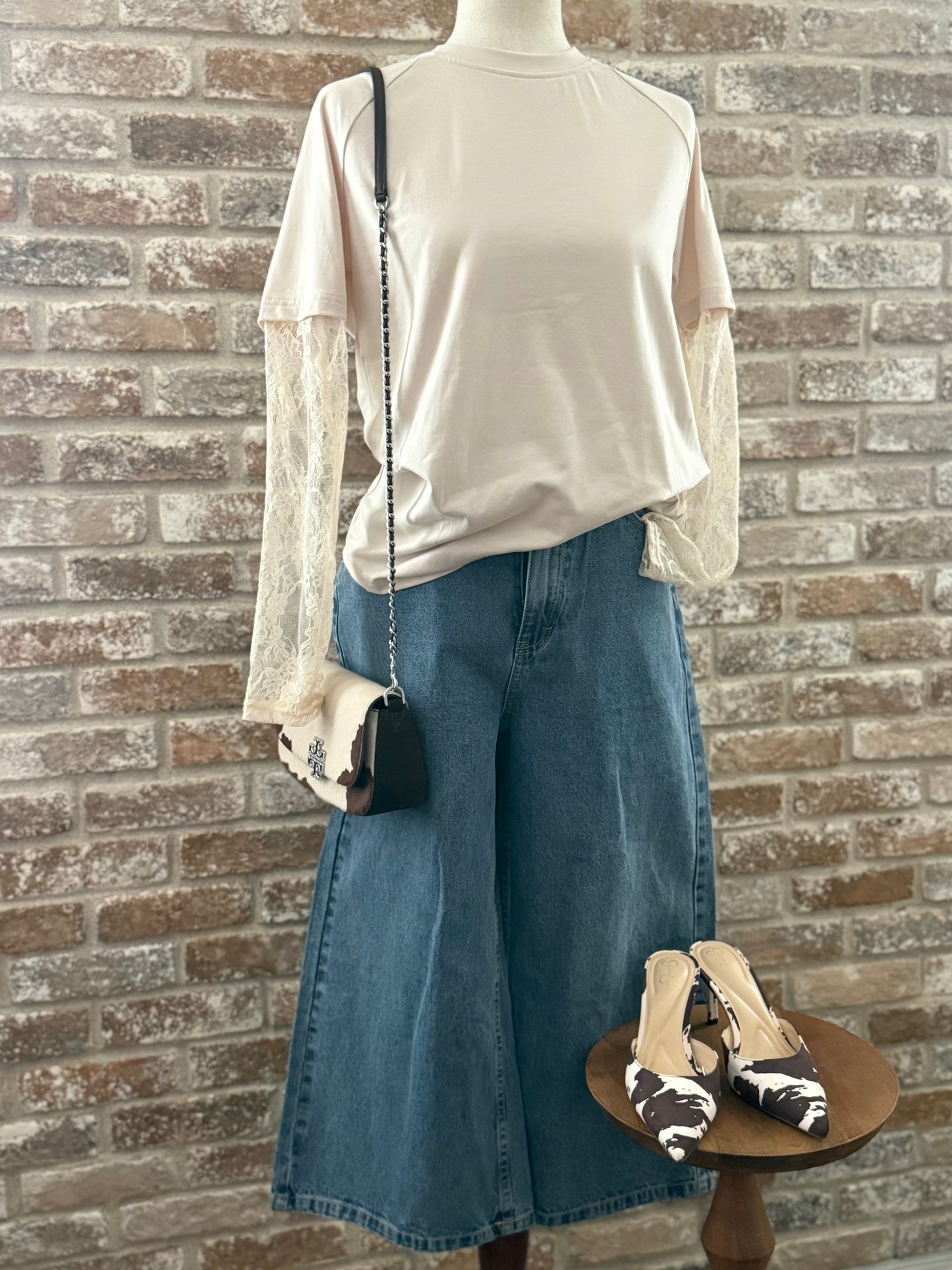 Bella Lace T-Shirt