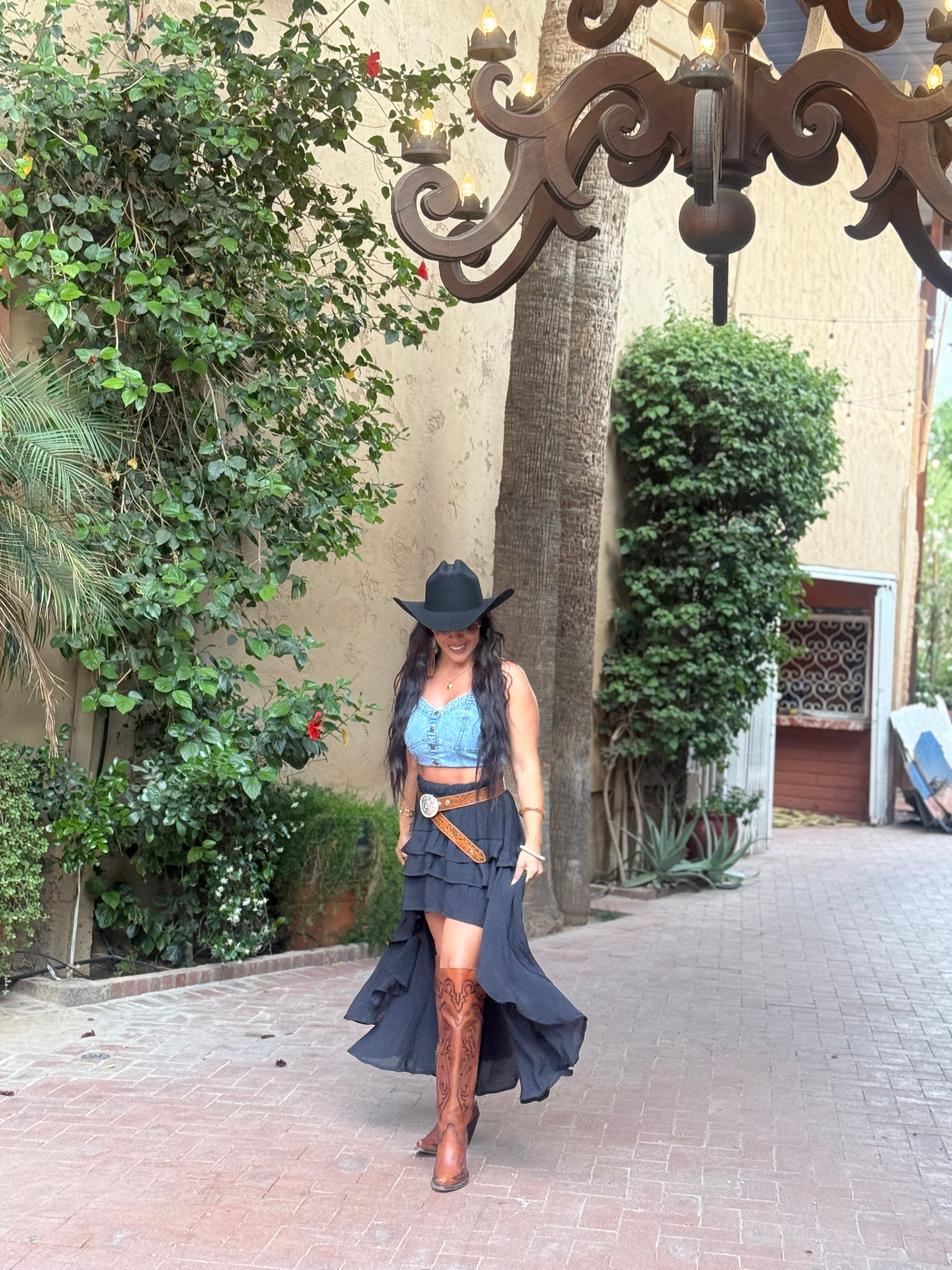 Bottoms – Saddle Up Vaquera