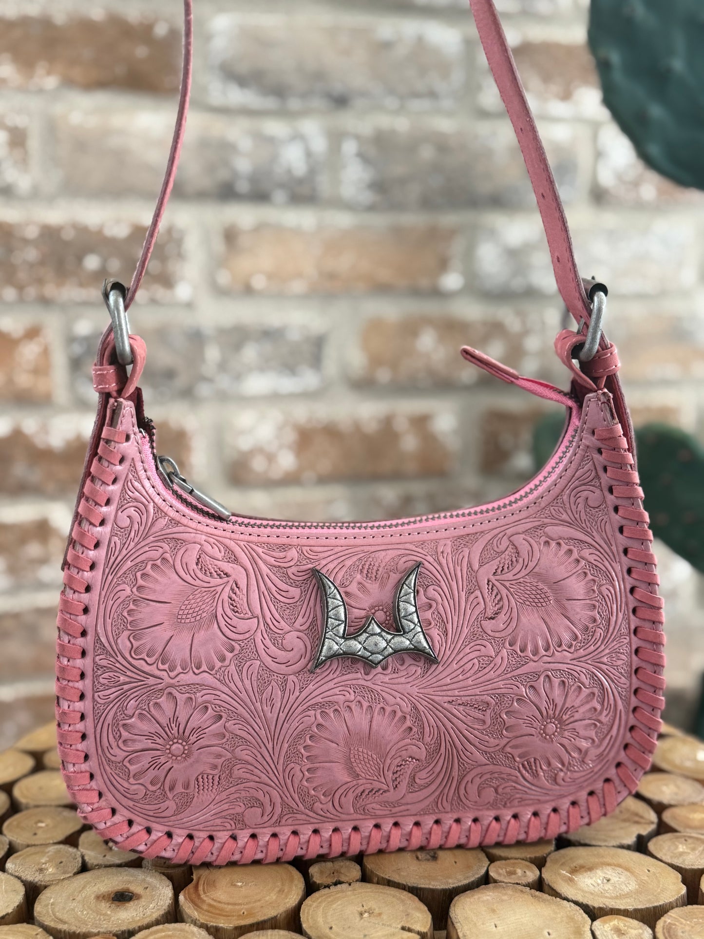 Amada Shoulder Bag