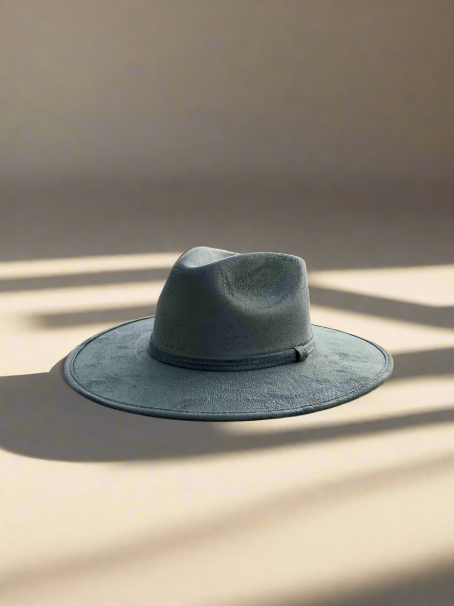 The Casual Teardrop Hat