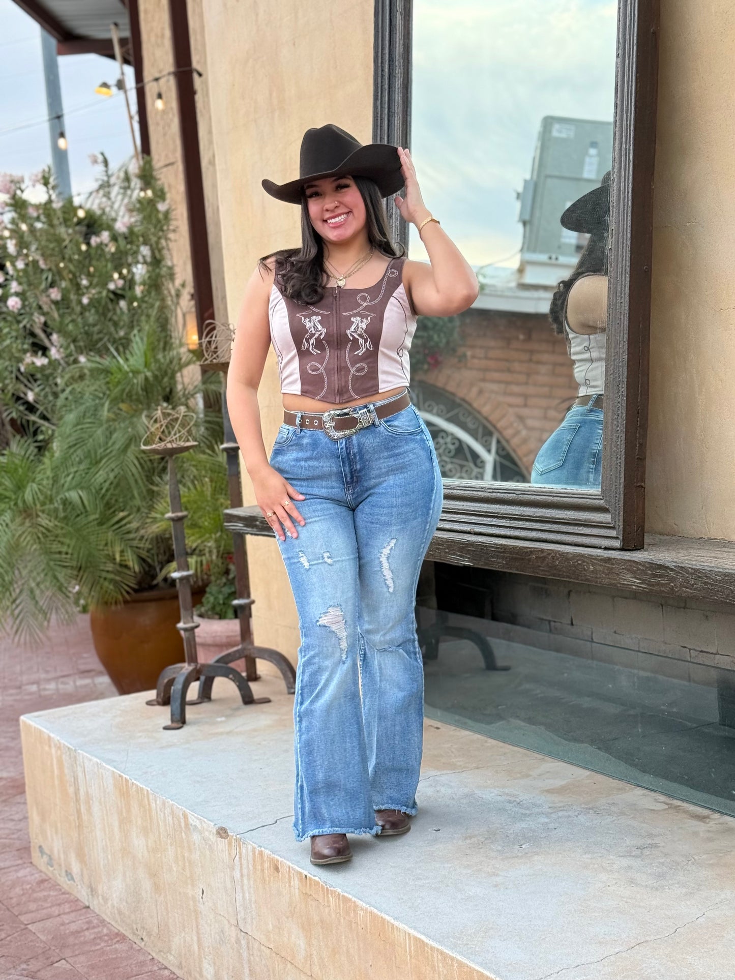 The Giddy Up Top